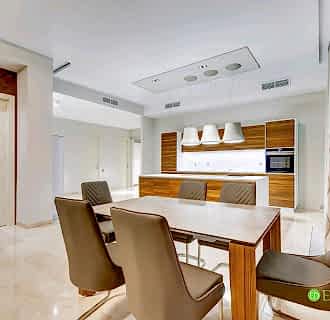 Ремонт трехкомнатной квартиры 160 кв. м в современном стиле. Фото проекта